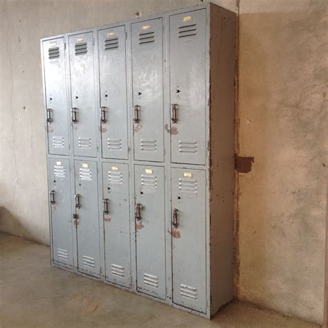 metal locker industrial